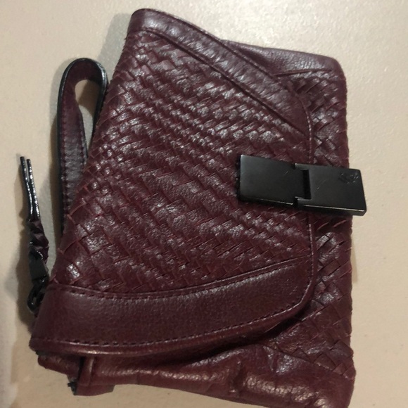 Elliott Lucca Leather  Wristlet - Picture 3 of 13